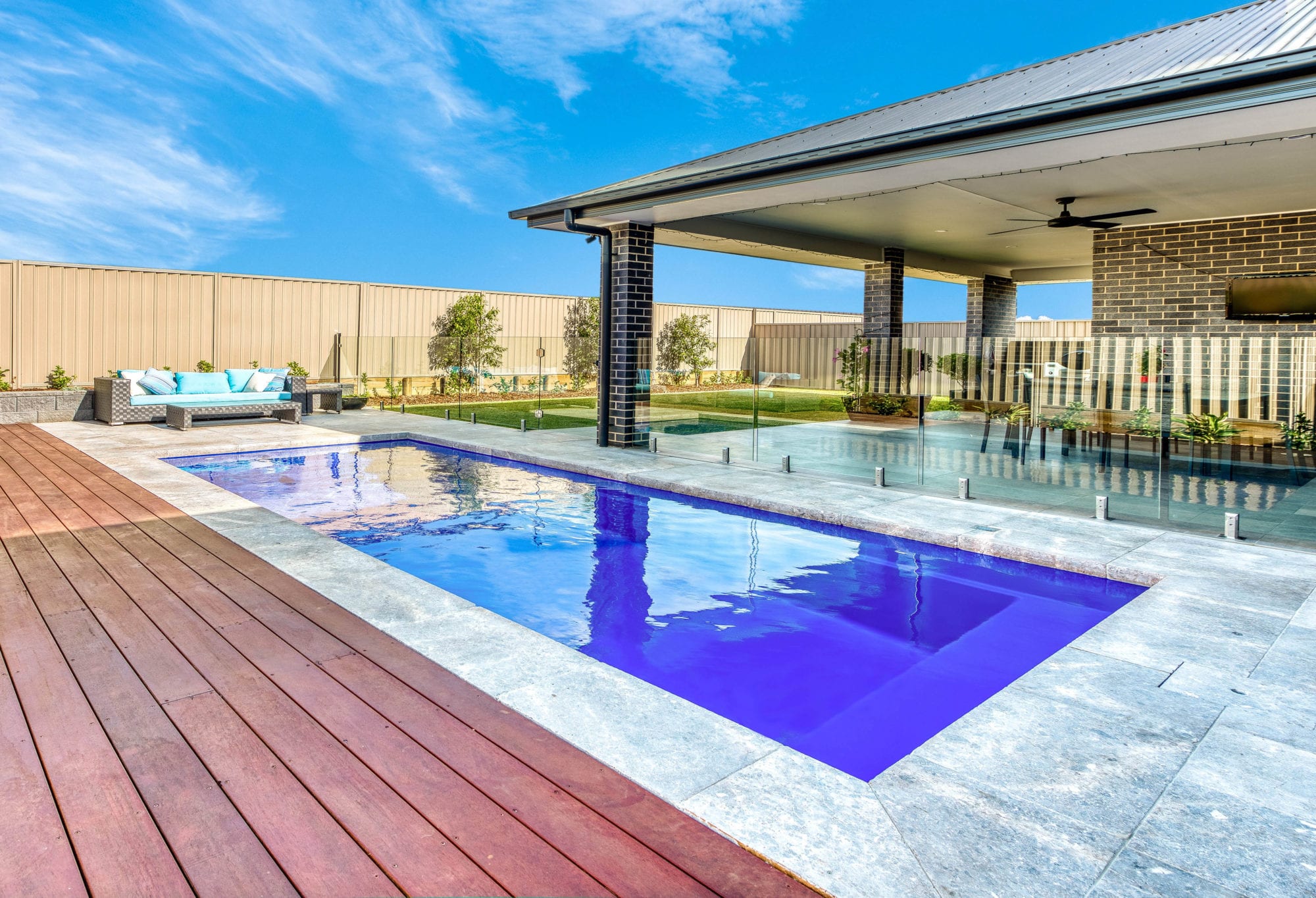 Avanti Pool