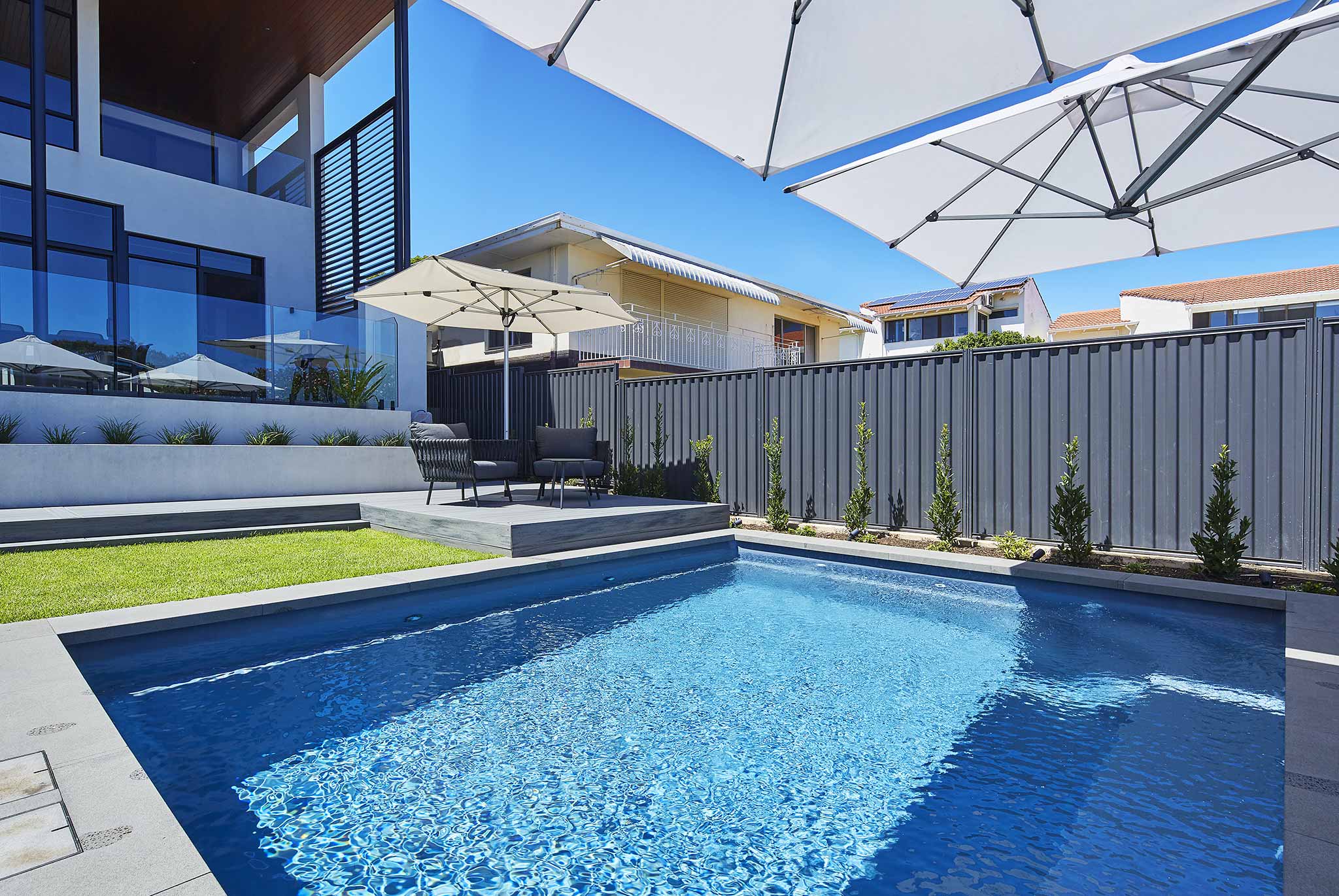 Pool colour and finish options