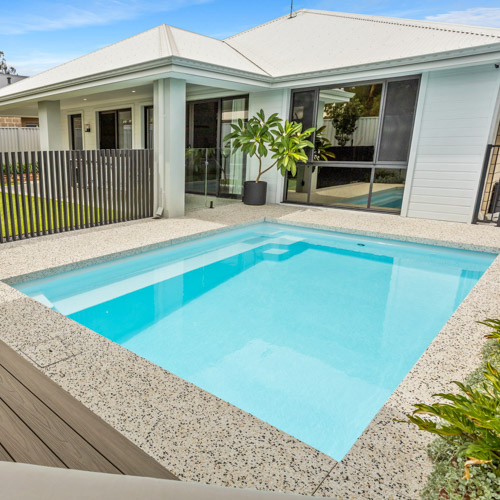 Hamilton 5.5m x 3.6m
