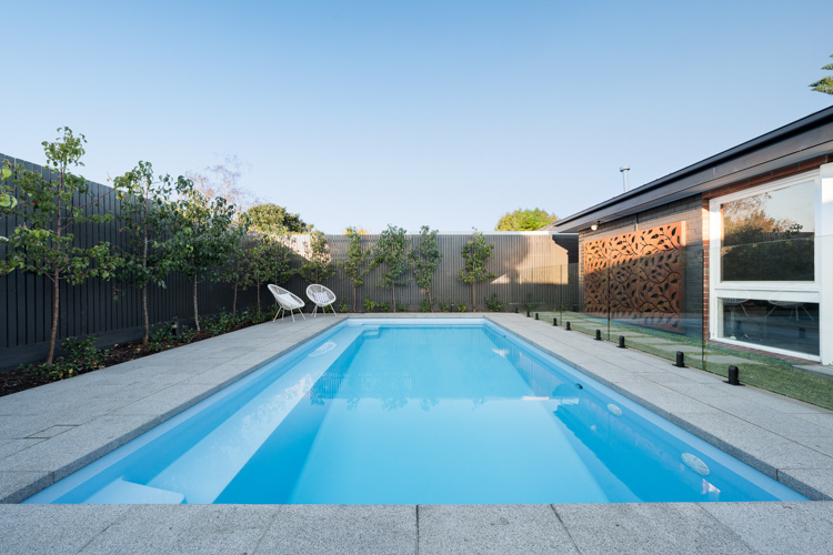 Hamilton 7.5m x 3.6m