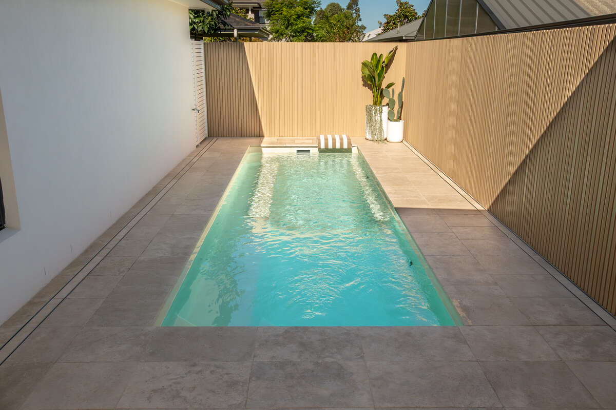 Imperial 7m x 2m Sandy Beach Sparkle