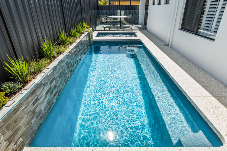Stradbroke 6.0m x 2.5m